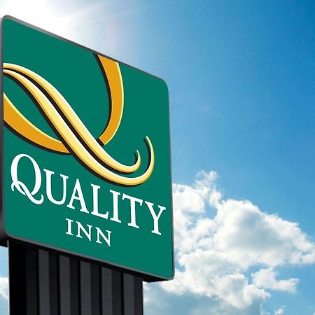 Quality Inn Victorville - Hesperia I-15 Екстериор снимка