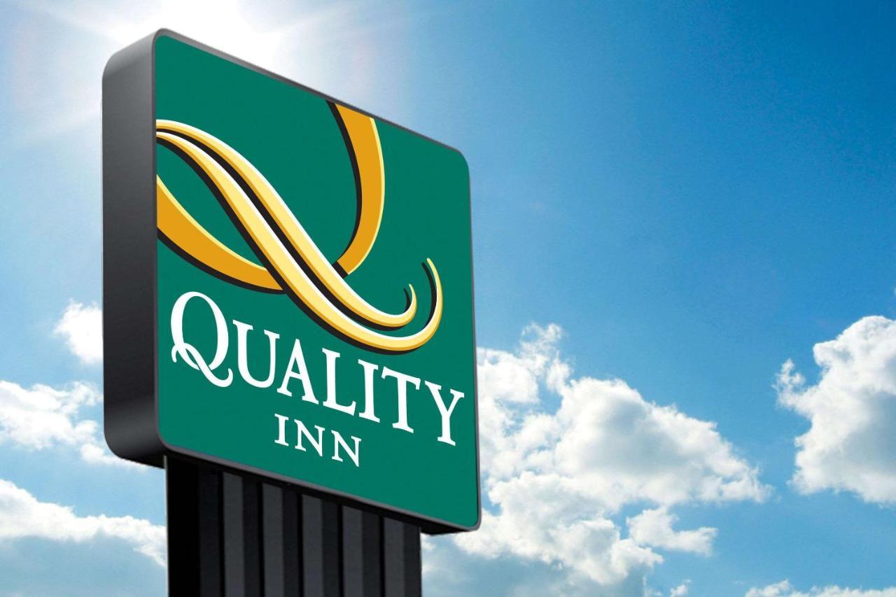 Quality Inn Victorville - Hesperia I-15 Екстериор снимка